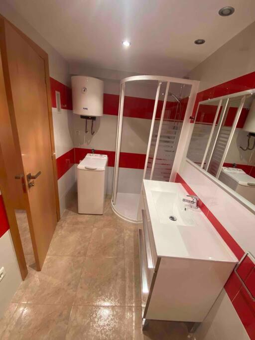 Estudio Con Vistas Al Mar Apartment La Pineda Ngoại thất bức ảnh